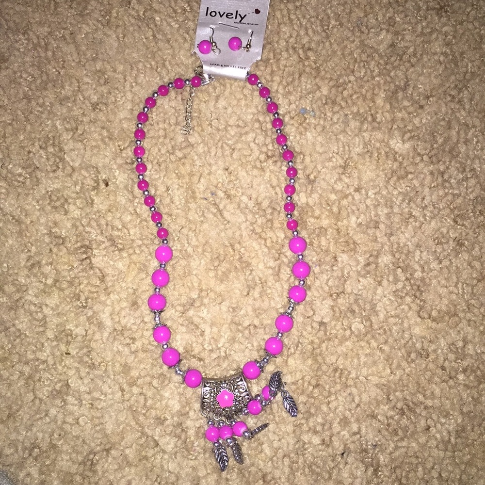 necklace, never have been worn